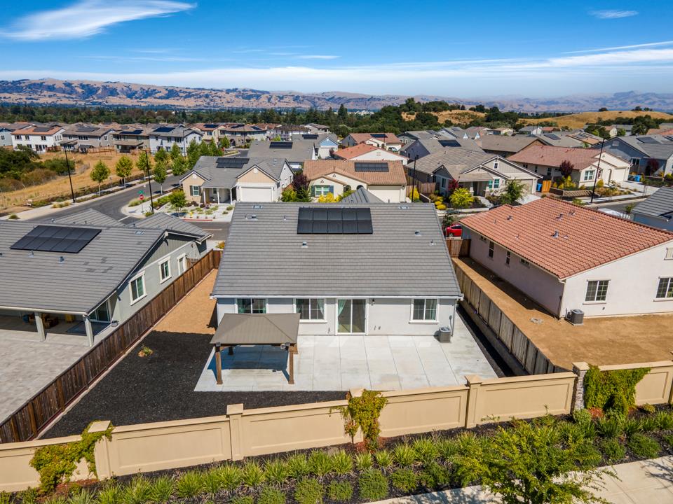 Detail Gallery Image 50 of 54 For 1570 Hurka Way, Gilroy,  CA 95020 - 4 Beds | 3 Baths