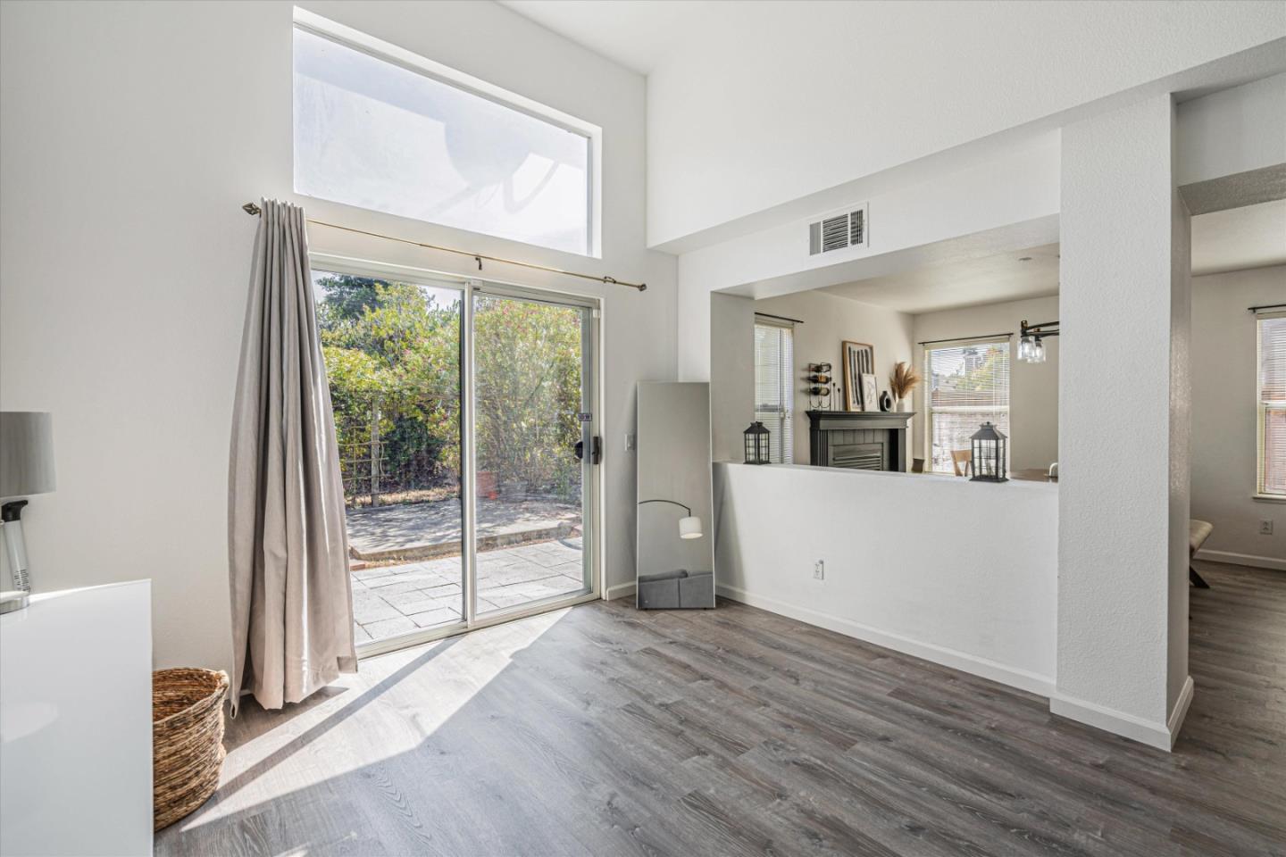 211 Clearpointe Dr, Vallejo, CA 94591 photo 10