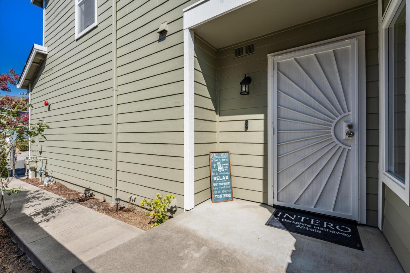 211 Clearpointe Dr, Vallejo, CA 94591 photo 2
