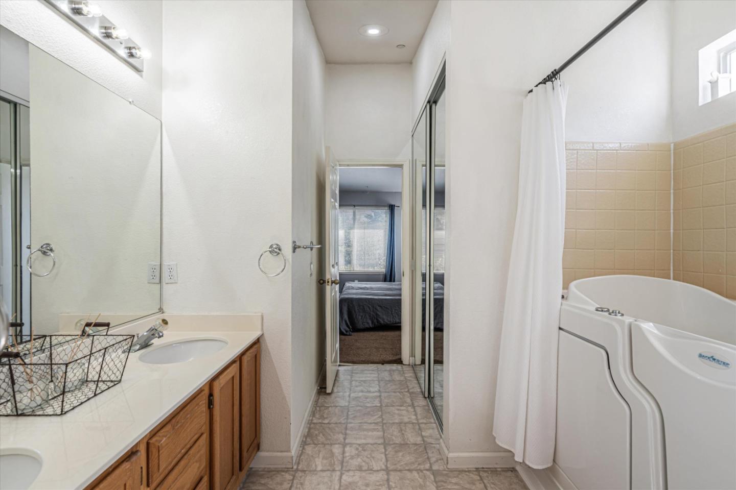 211 Clearpointe Dr, Vallejo, CA 94591 photo 30