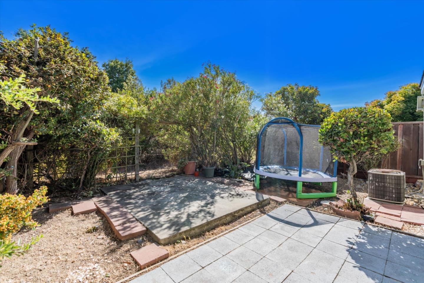 211 Clearpointe Dr, Vallejo, CA 94591 photo 33