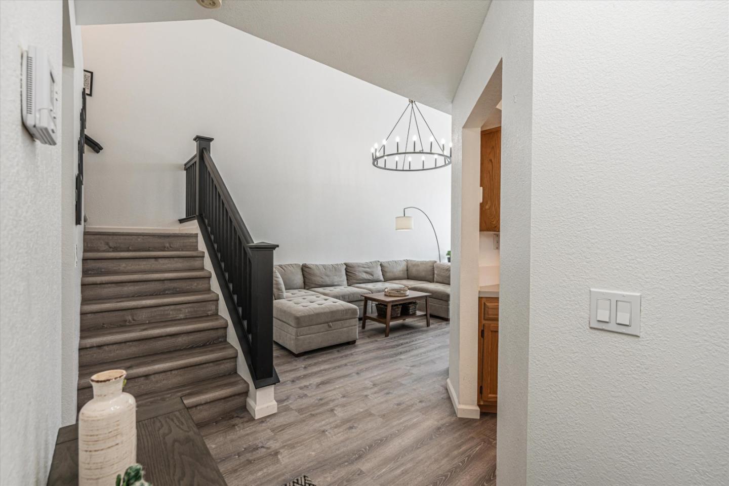 211 Clearpointe Dr, Vallejo, CA 94591 photo 4