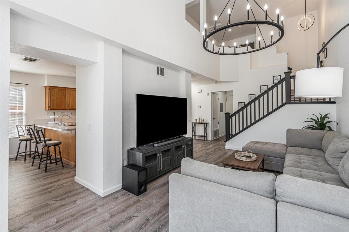 211 Clearpointe Dr, Vallejo, CA 94591 photo 5