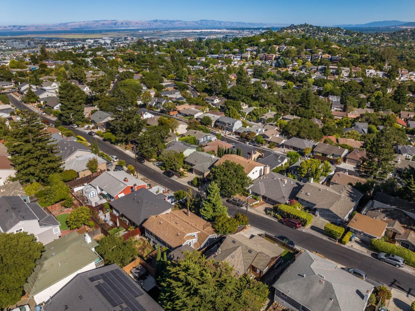 Detail Gallery Image 42 of 42 For 2028 Monroe Ave, Belmont,  CA 94002 - 3 Beds | 2/1 Baths