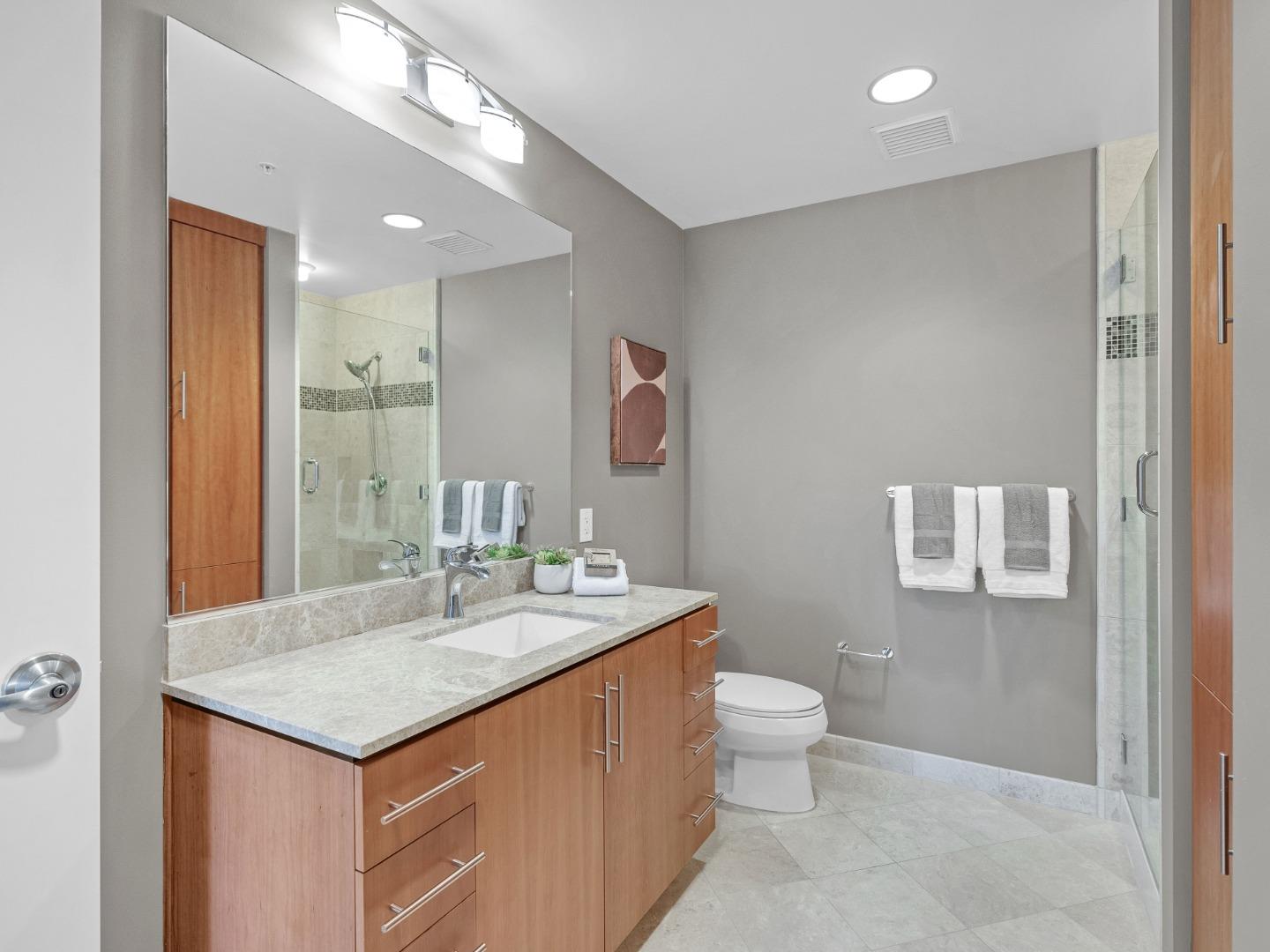 Detail Gallery Image 19 of 54 For 38 N Almaden Blvd #1700,  San Jose,  CA 95110 - 2 Beds | 2 Baths