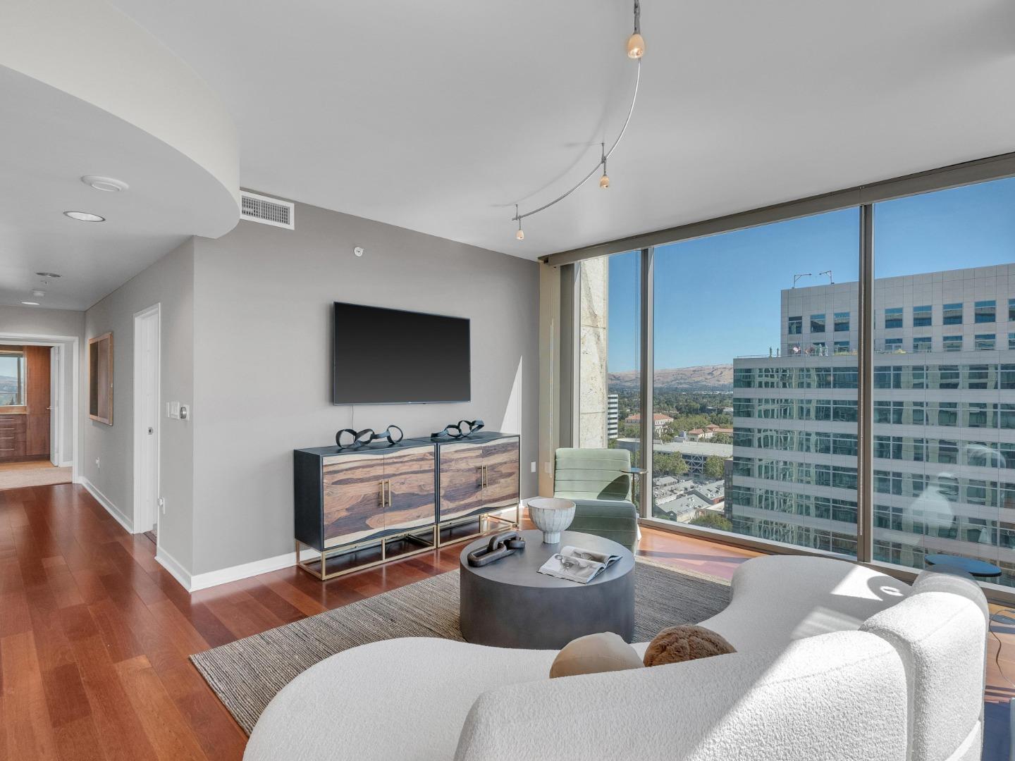 Detail Gallery Image 32 of 54 For 38 N Almaden Blvd #1700,  San Jose,  CA 95110 - 2 Beds | 2 Baths