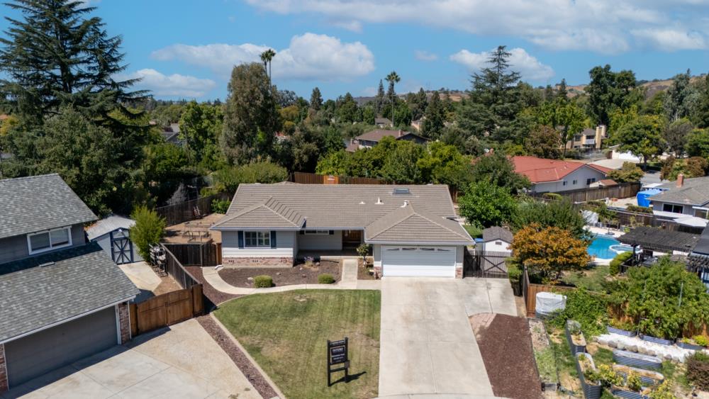 Detail Gallery Image 52 of 59 For 1223 Serene Valley Ct, San Jose,  CA 95120 - 4 Beds | 2 Baths