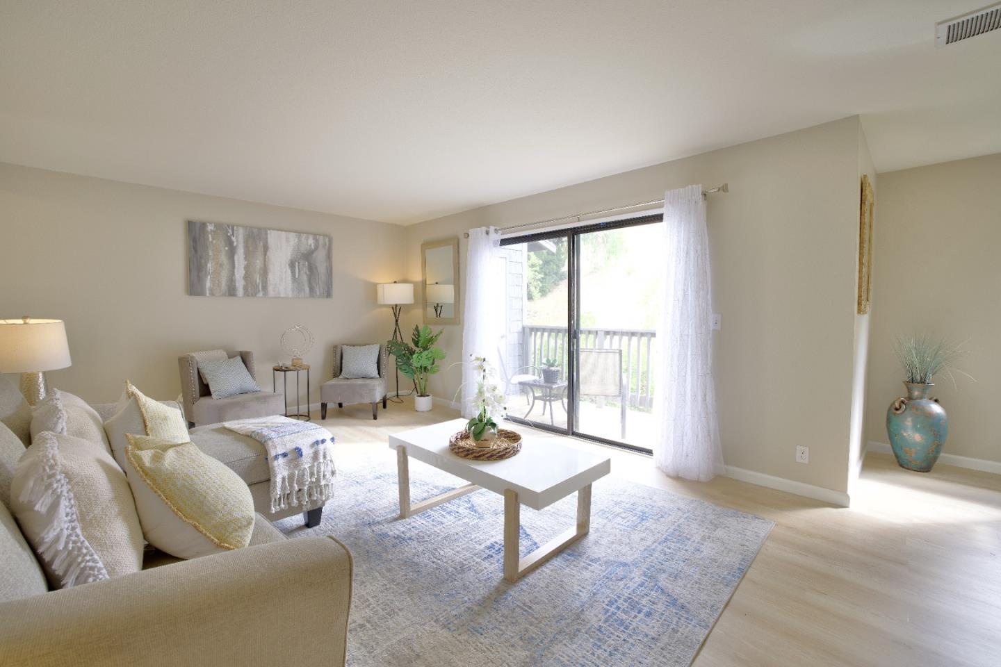 Detail Gallery Image 1 of 20 For 900 Cambridge Dr #128,  Benicia,  CA 94510 - 2 Beds | 1 Baths