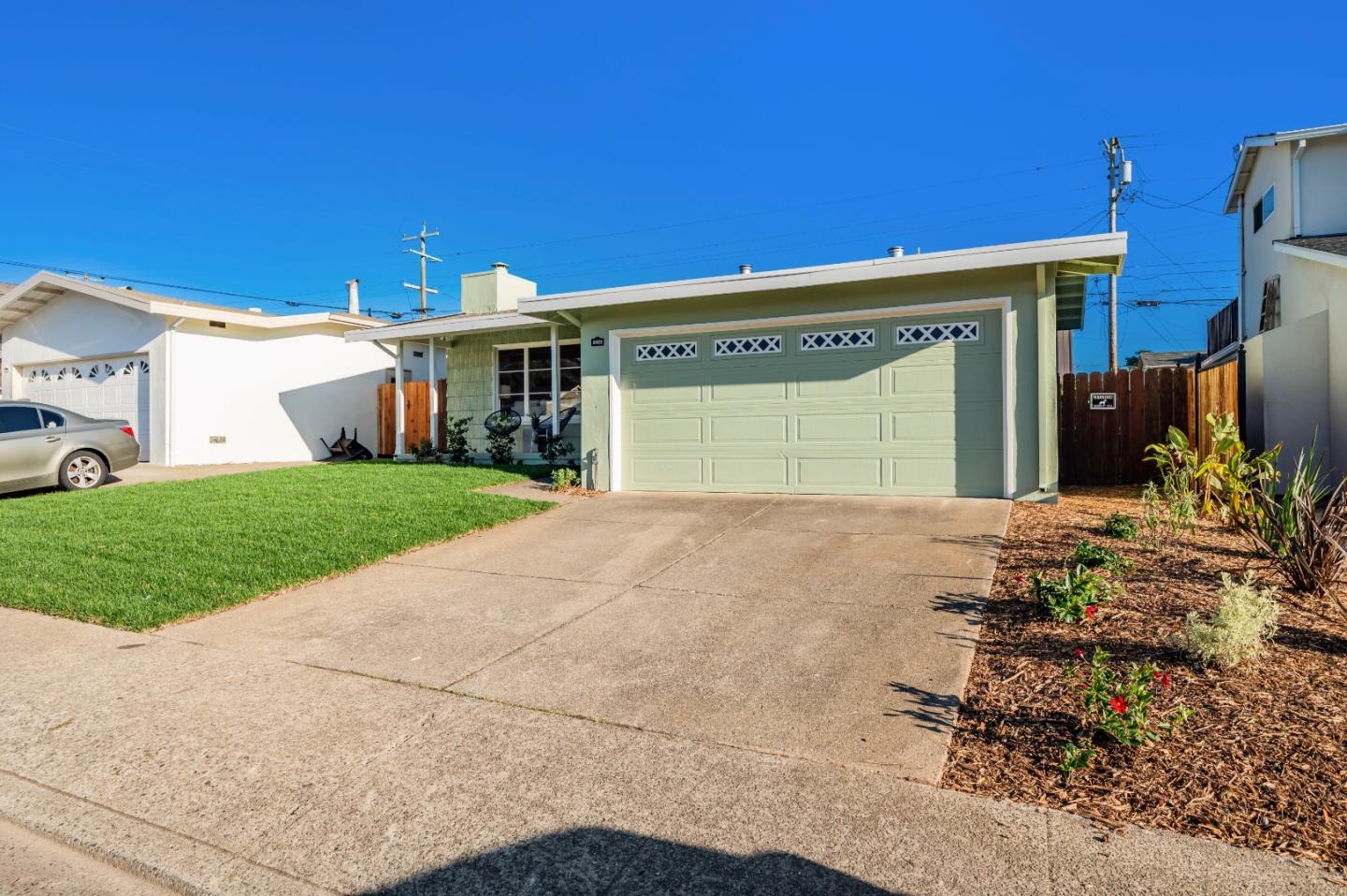 Detail Gallery Image 1 of 27 For 394 Evergreen Dr, South San Francisco,  CA 94080 - 3 Beds | 2 Baths