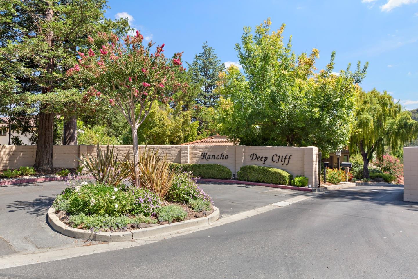 Detail Gallery Image 46 of 72 For 10943 Canyon Vista Dr, Cupertino,  CA 95014 - 2 Beds | 2 Baths