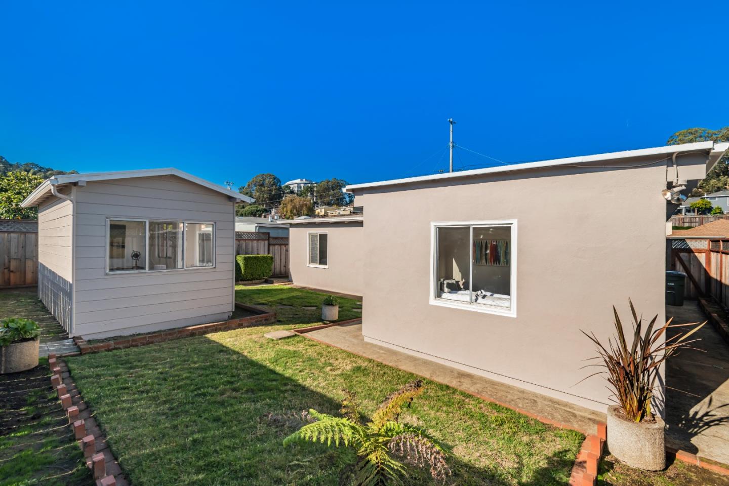 Detail Gallery Image 34 of 38 For 109 Adrian Ave, South San Francisco,  CA 94080 - 4 Beds | 2 Baths