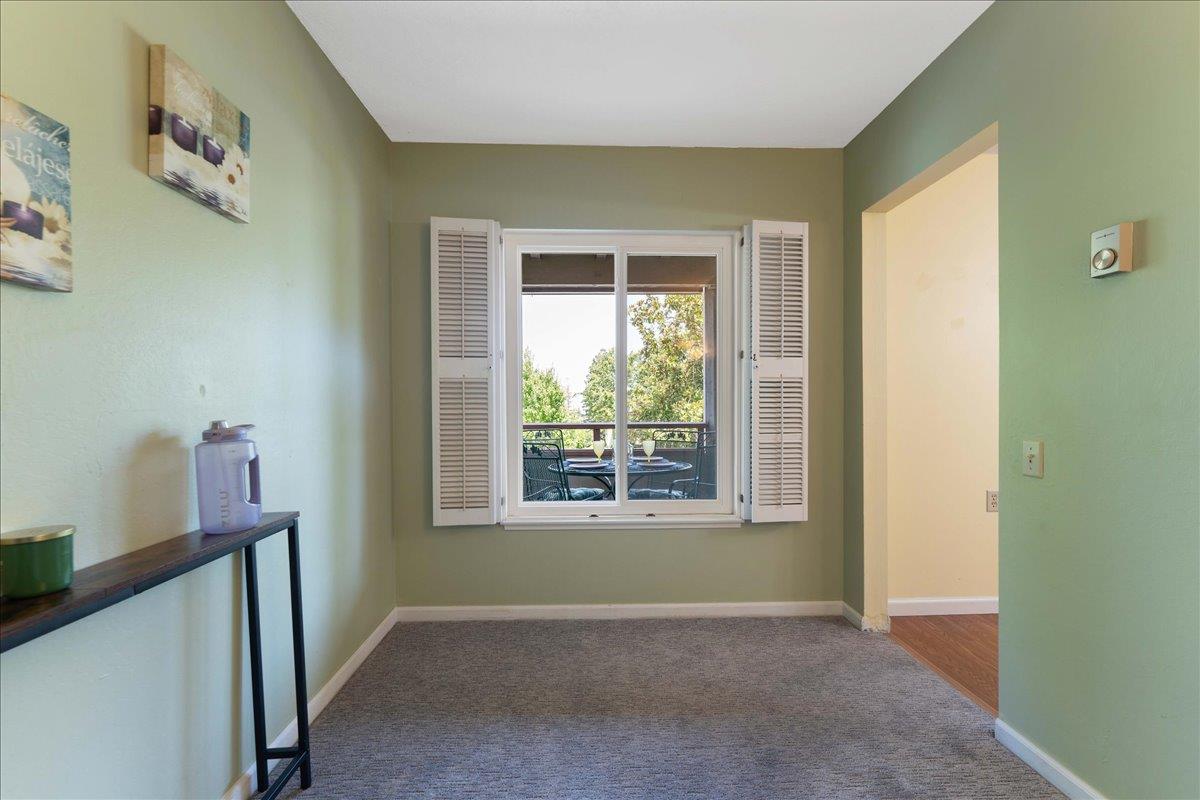 Detail Gallery Image 8 of 26 For 1909 Skycrest Dr #2,  Walnut Creek,  CA 94595 - 2 Beds | 2 Baths