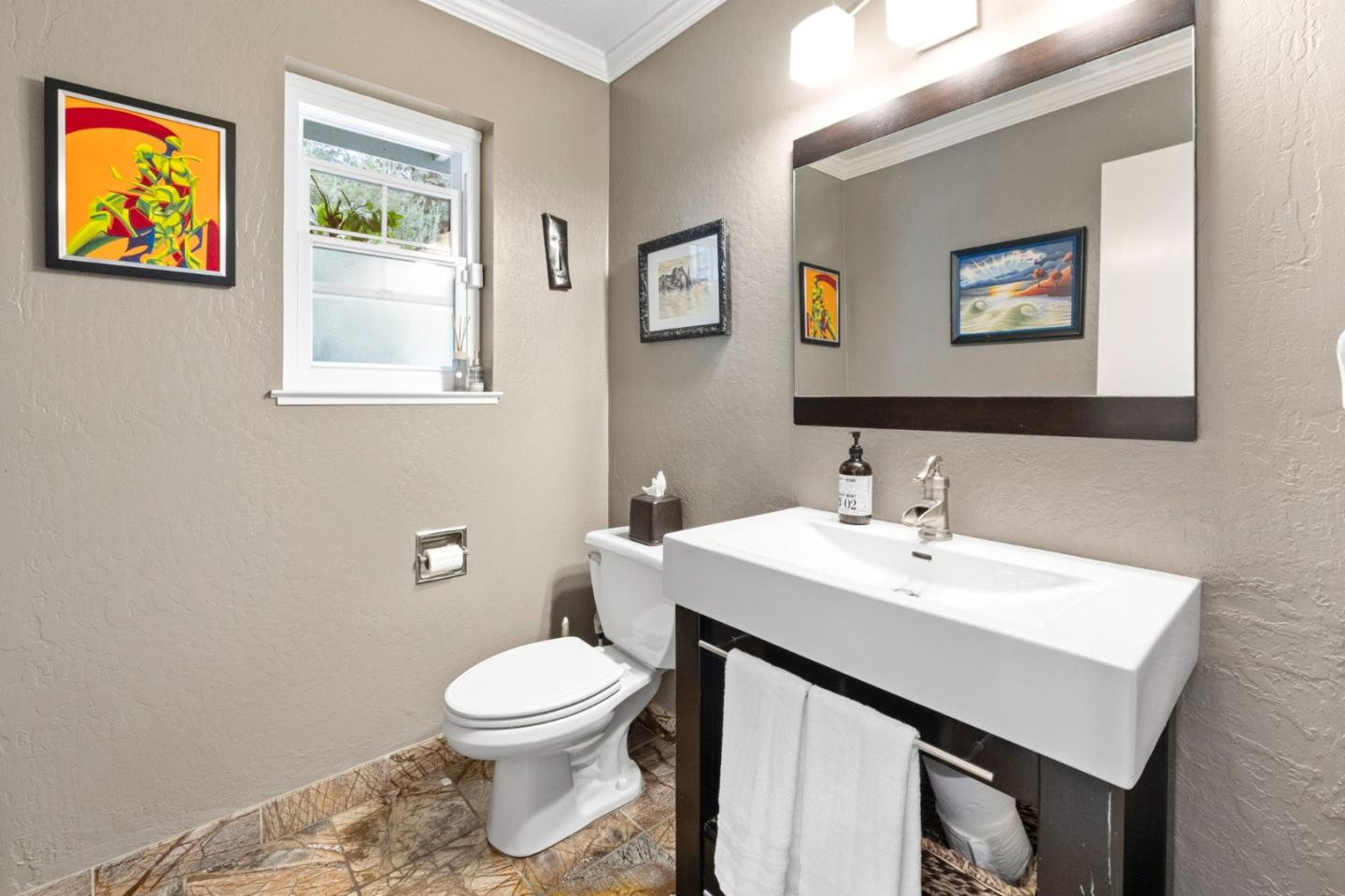 Detail Gallery Image 20 of 44 For 260 Humbug Ln, Santa Cruz,  CA 95060 - 3 Beds | 2/1 Baths