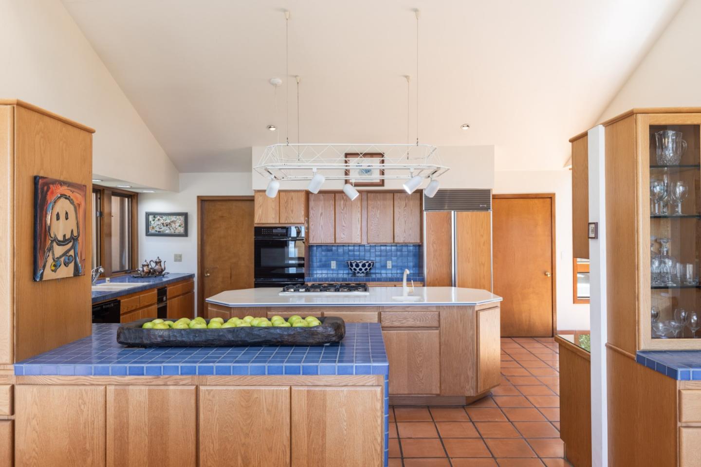 Detail Gallery Image 14 of 35 For 540 Aguajito Rd, Carmel,  CA 93923 - 2 Beds | 2 Baths