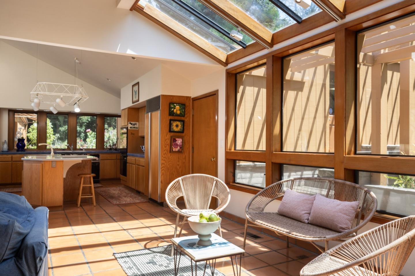 Detail Gallery Image 18 of 35 For 540 Aguajito Rd, Carmel,  CA 93923 - 2 Beds | 2 Baths
