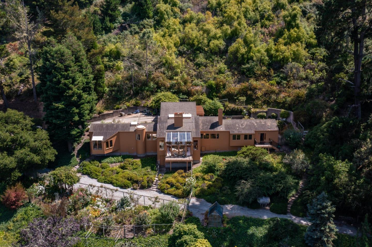 Detail Gallery Image 29 of 35 For 540 Aguajito Rd, Carmel,  CA 93923 - 2 Beds | 2 Baths