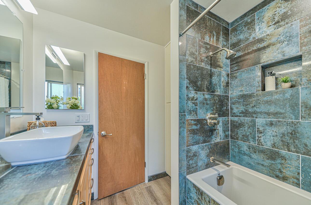 Detail Gallery Image 34 of 39 For 26 El Caminito Del Norte, Monterey,  CA 93940 - 3 Beds | 2 Baths