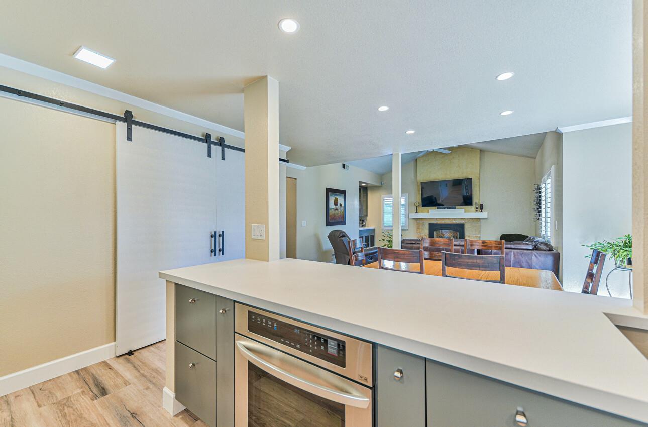 327 Vincent Pl, Salinas, CA 93907 photo 15