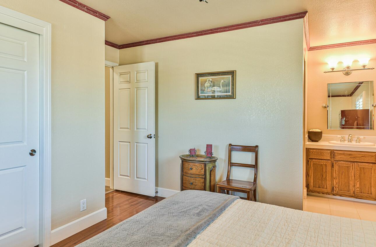 327 Vincent Pl, Salinas, CA 93907 photo 32