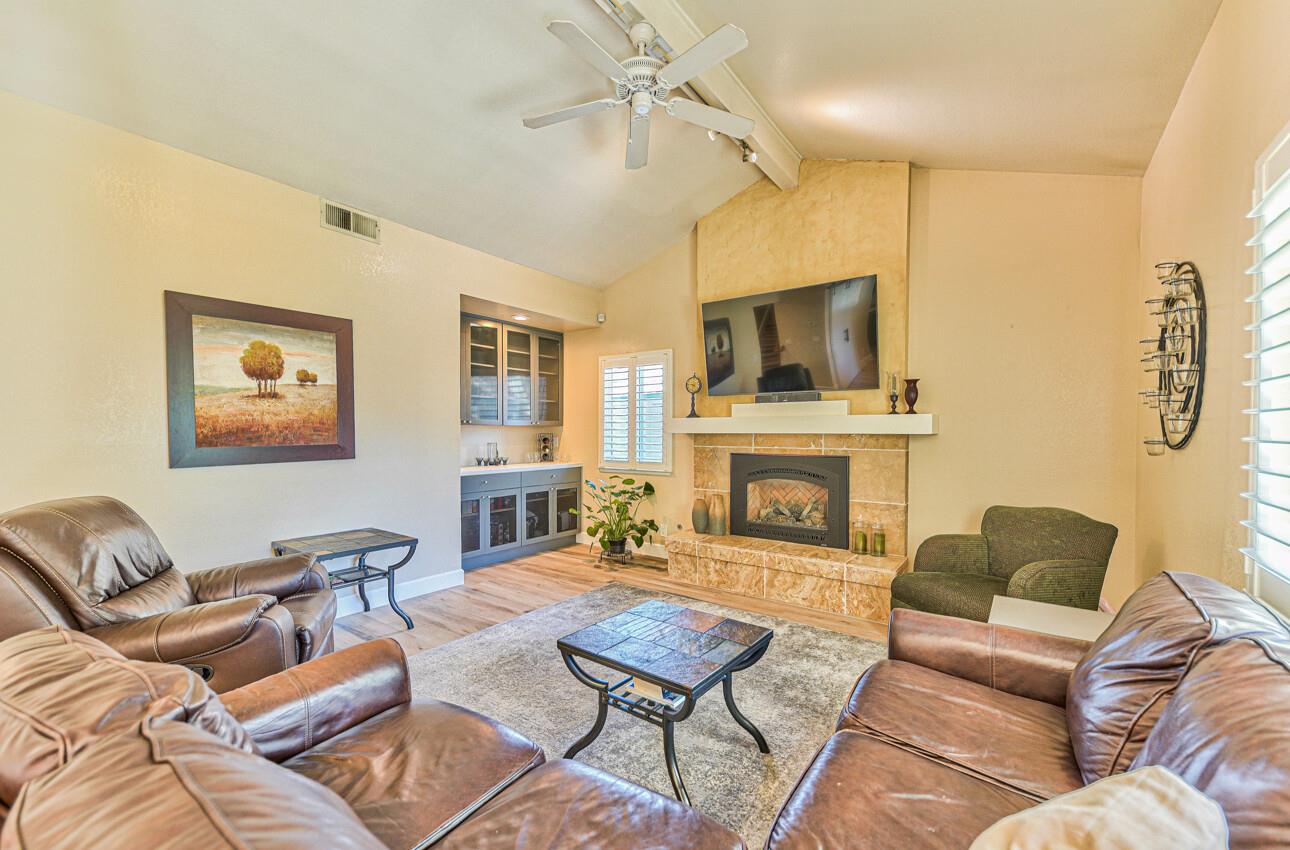 327 Vincent Pl, Salinas, CA 93907 photo 6