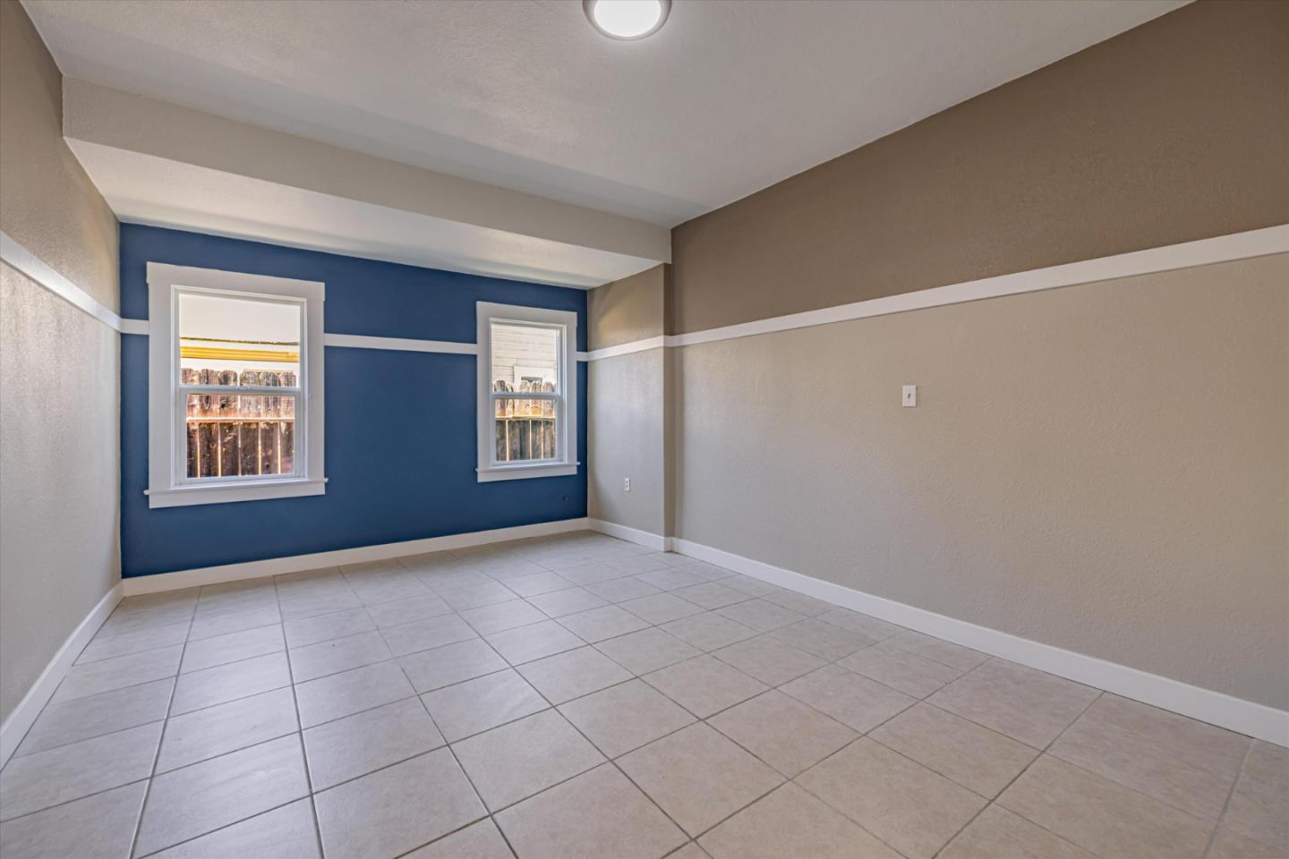 Detail Gallery Image 22 of 32 For 4648 12th Ave, Sacramento,  CA 95820 - 2 Beds | 1 Baths