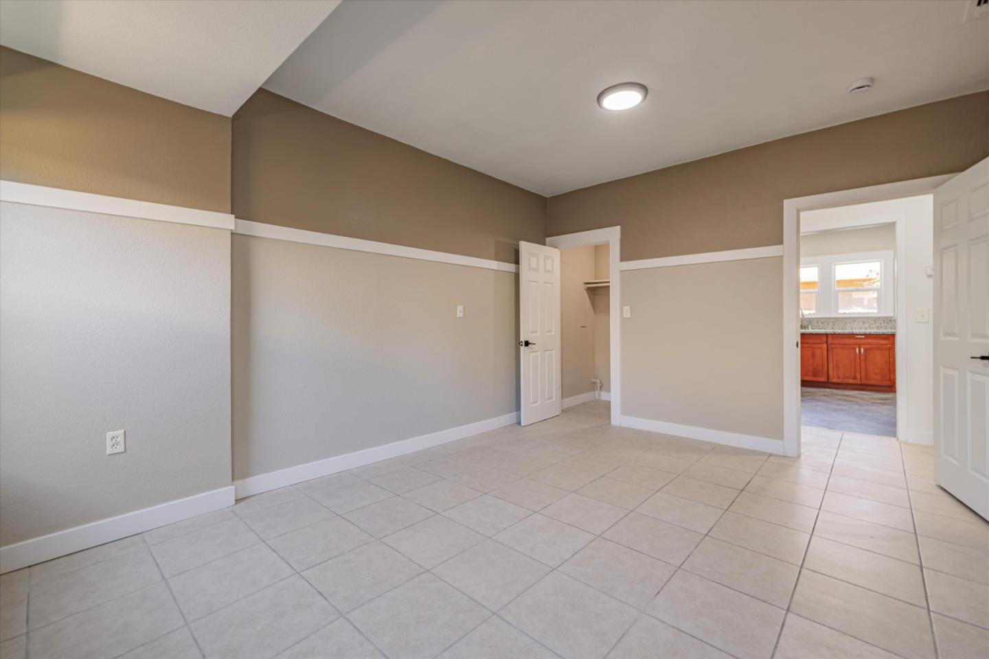 Detail Gallery Image 26 of 32 For 4648 12th Ave, Sacramento,  CA 95820 - 2 Beds | 1 Baths