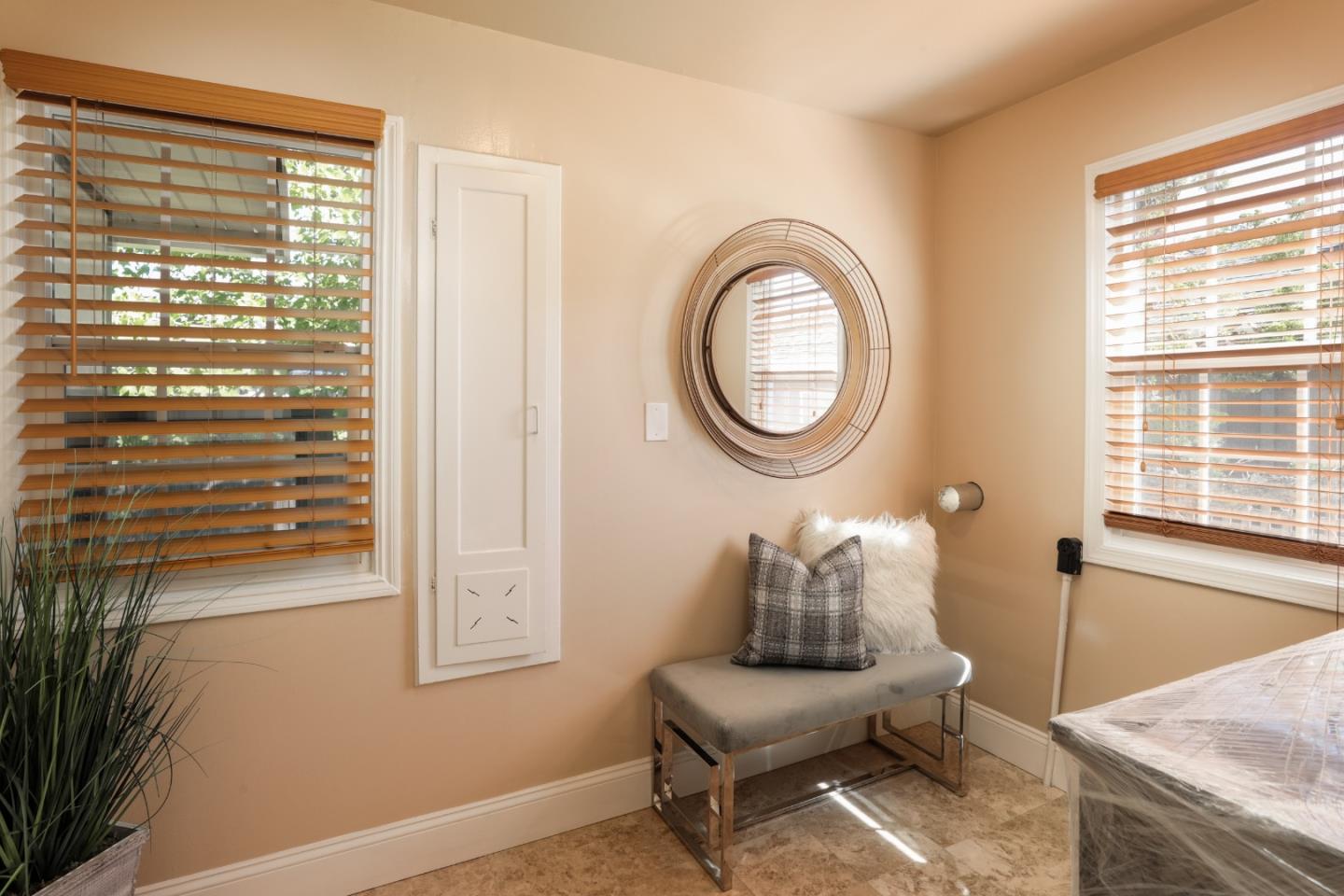 Detail Gallery Image 8 of 24 For 126 W 39th Ave, San Mateo,  CA 94403 - 3 Beds | 2 Baths