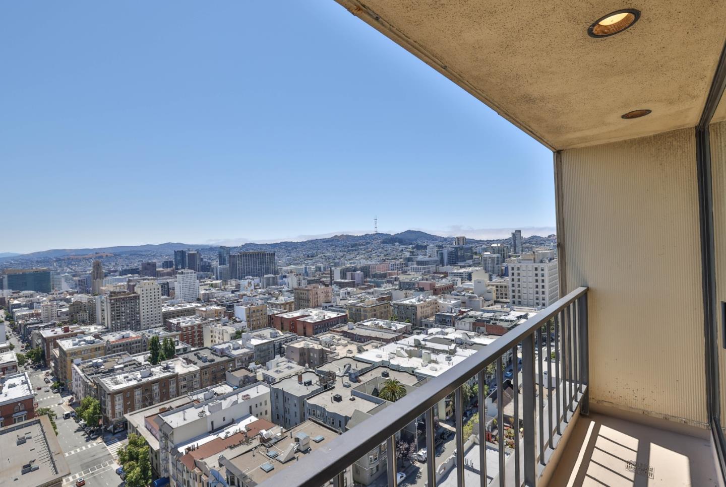 Detail Gallery Image 12 of 37 For 1177 California St #1414,  San Francisco,  CA 94108 - 2 Beds | 2/1 Baths