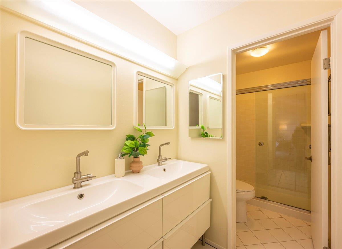 Detail Gallery Image 20 of 40 For 3374 Brittan Ave #13,  San Carlos,  CA 94070 - 3 Beds | 2 Baths