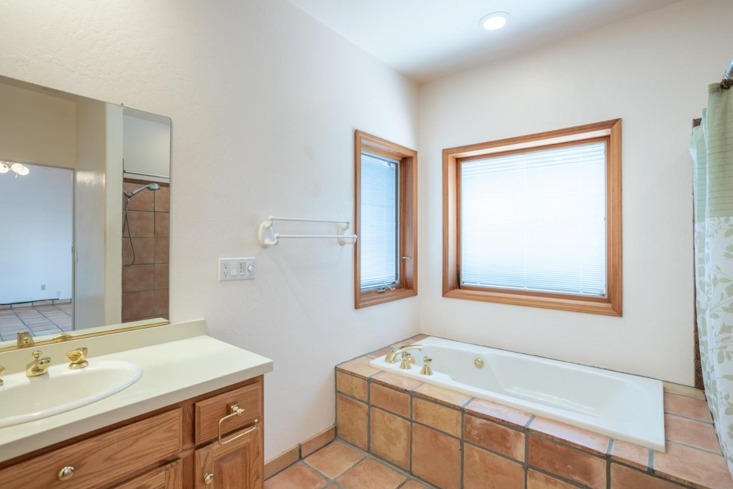 Detail Gallery Image 33 of 46 For 15560 China Rapids Dr, Red Bluff,  CA 96080 - 3 Beds | 2/1 Baths