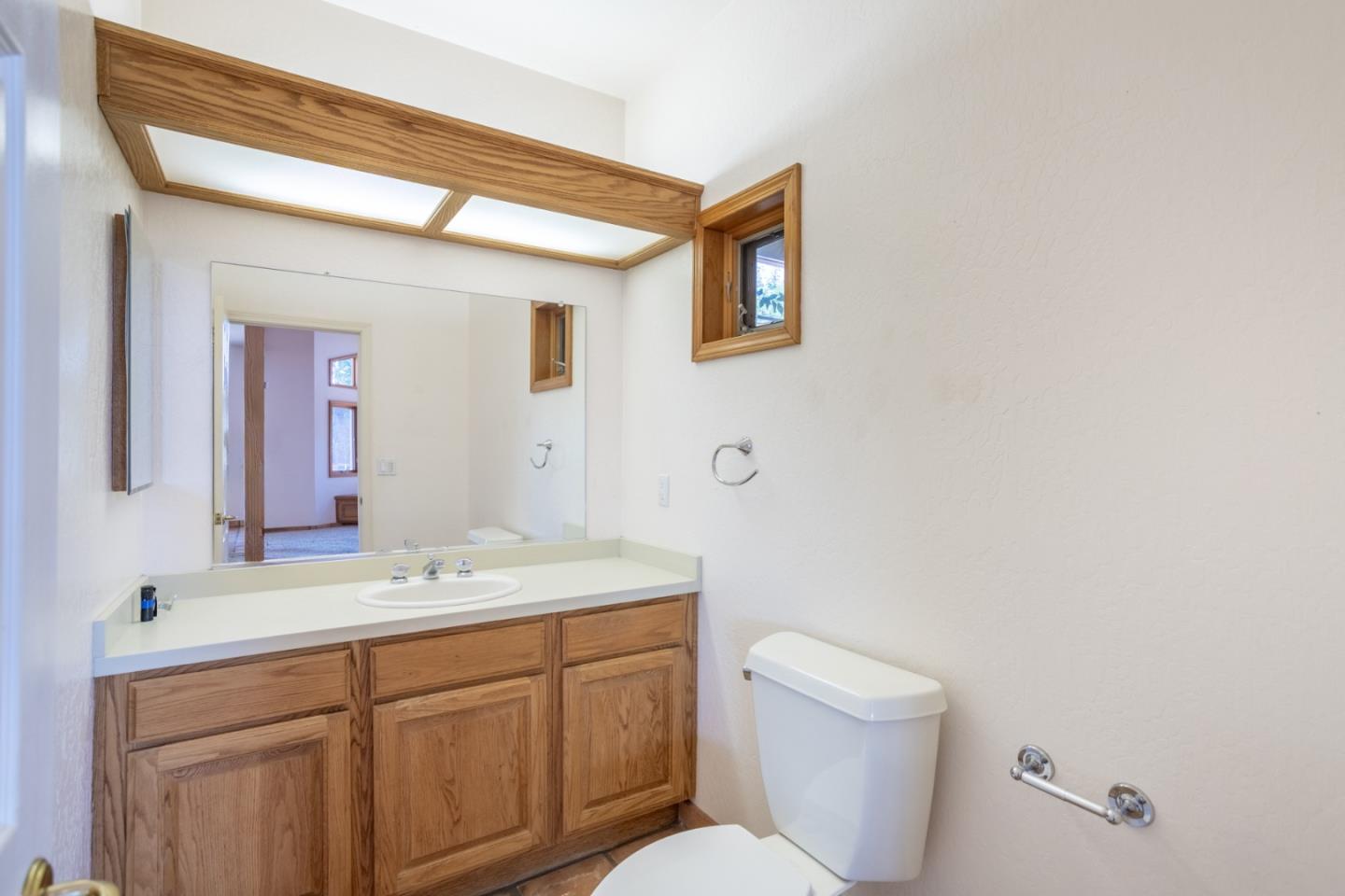 Detail Gallery Image 37 of 46 For 15560 China Rapids Dr, Red Bluff,  CA 96080 - 3 Beds | 2/1 Baths