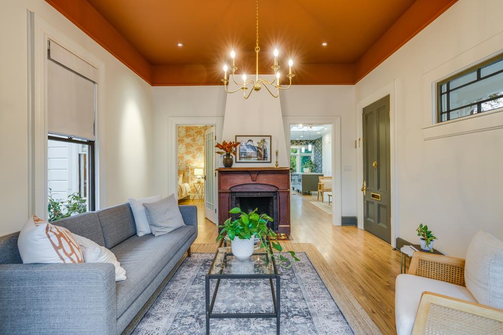 Detail Gallery Image 10 of 52 For 241 Walnut Ave, Santa Cruz,  CA 95060 - 2 Beds | 2 Baths