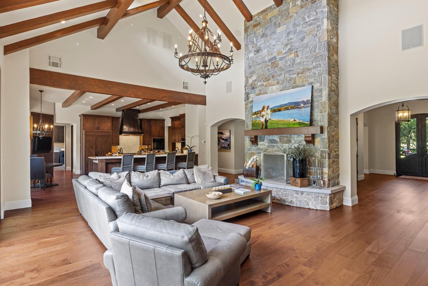 Detail Gallery Image 10 of 46 For 8640 River Meadows Rd, Carmel Valley,  CA 93923 - 3 Beds | 4/2 Baths