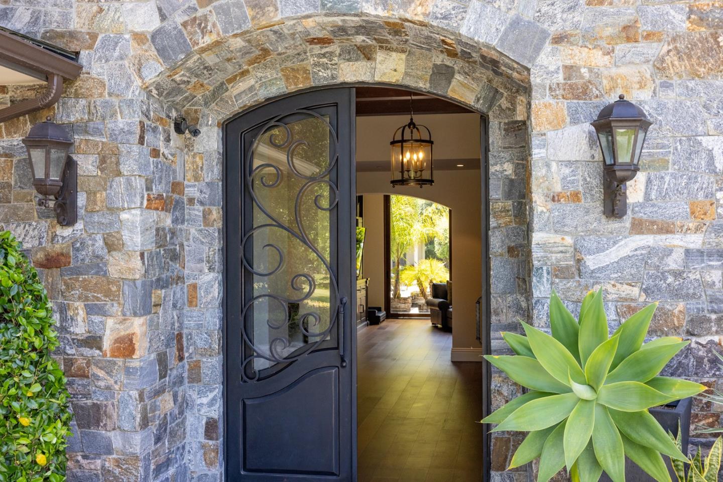 Detail Gallery Image 6 of 46 For 8640 River Meadows Rd, Carmel Valley,  CA 93923 - 3 Beds | 4/2 Baths