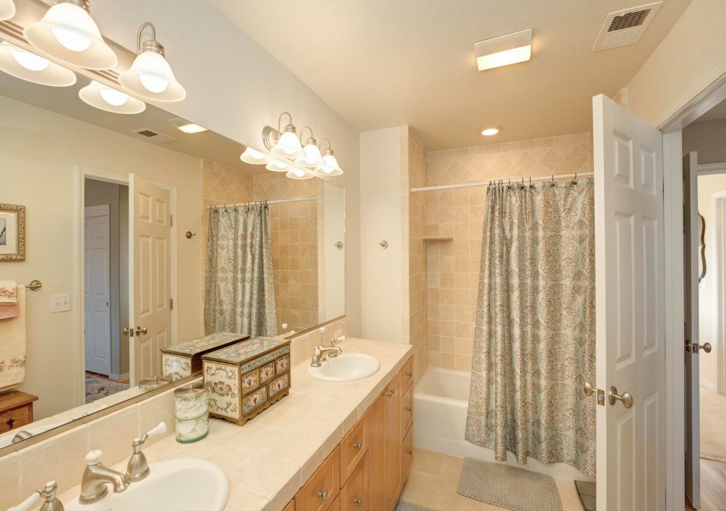 Detail Gallery Image 17 of 24 For 596 Lopez Ave, Seaside,  CA 93955 - 3 Beds | 2/1 Baths