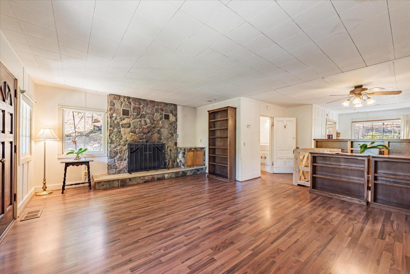 Detail Gallery Image 13 of 37 For 18546 Vina Dr, Los Gatos,  CA 95033 - 4 Beds | 1 Baths