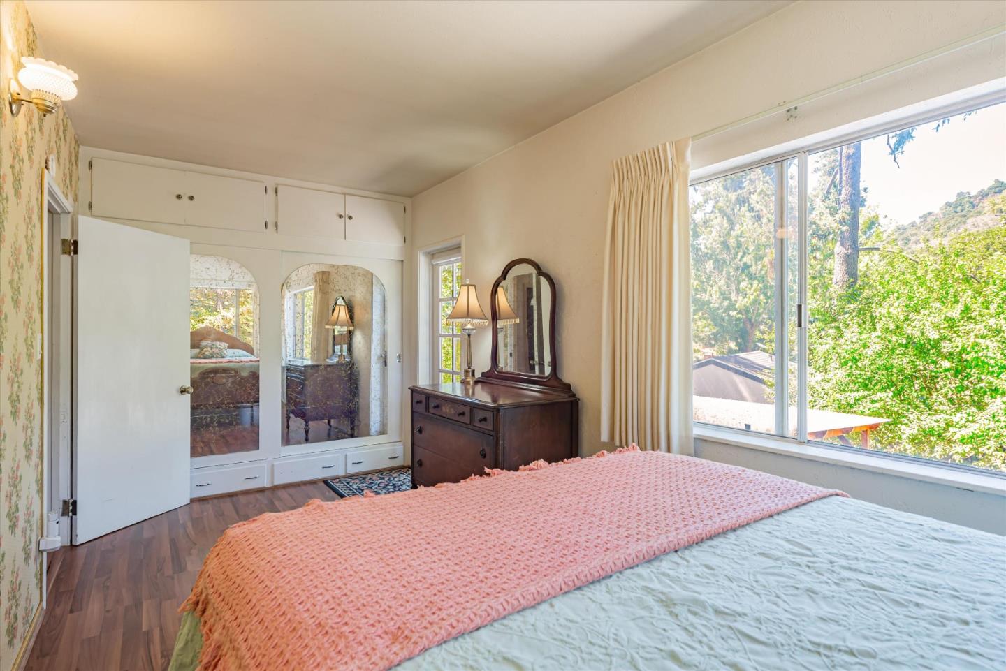 Detail Gallery Image 20 of 37 For 18546 Vina Dr, Los Gatos,  CA 95033 - 4 Beds | 1 Baths