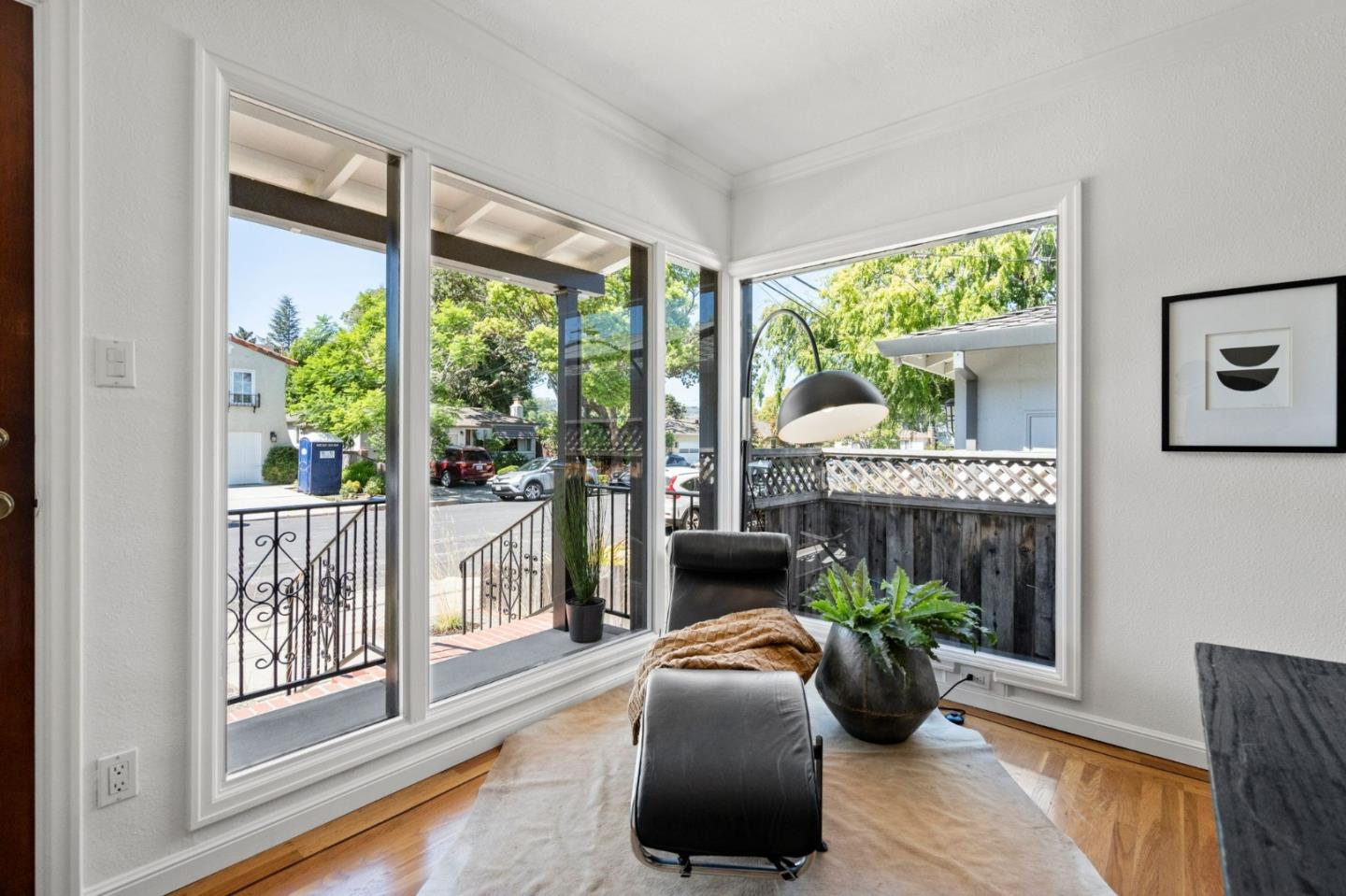 Detail Gallery Image 8 of 37 For 1659 Walnut St, San Carlos,  CA 94070 - 3 Beds | 1/1 Baths