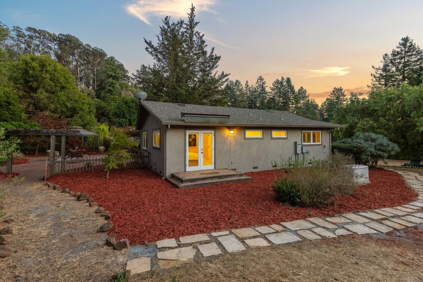 Detail Gallery Image 16 of 56 For 255 Brooktree Ranch Rd, Aptos,  CA 95003 - 4 Beds | 2/1 Baths