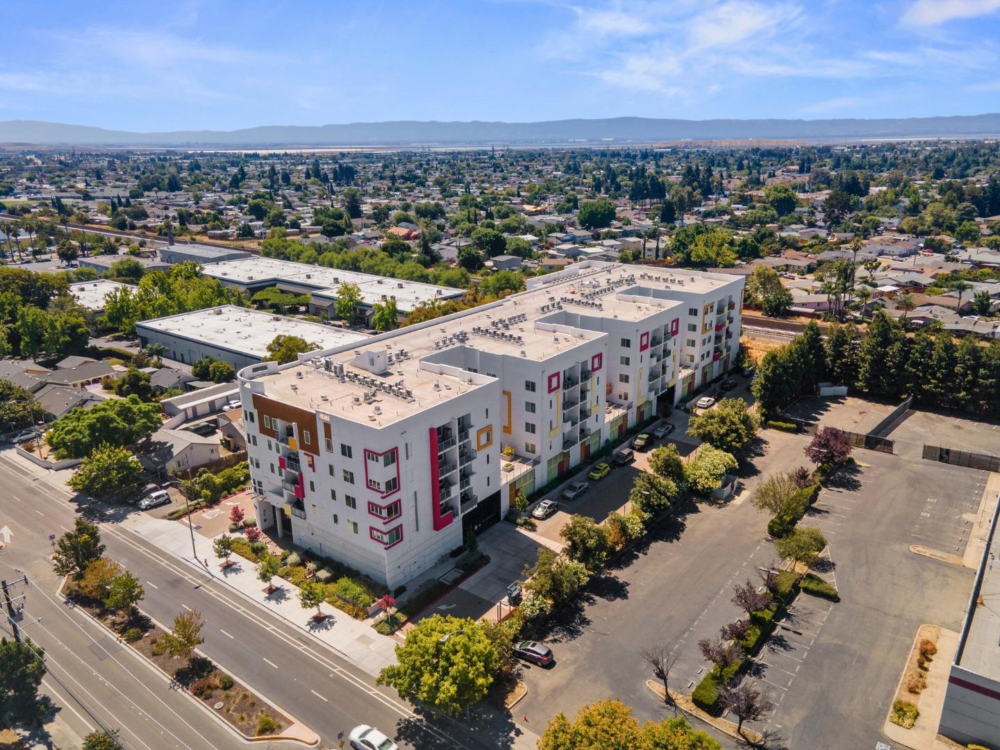 Detail Gallery Image 38 of 44 For 42111 Osgood Rd #215,  Fremont,  CA 94539 - 2 Beds | 2 Baths