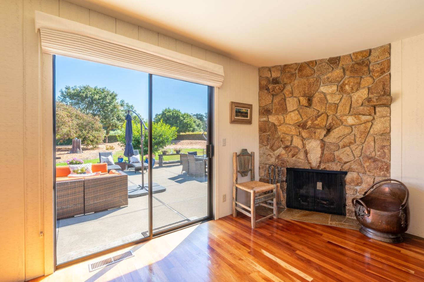 Detail Gallery Image 12 of 32 For 27193 Prado Del Sol, Carmel,  CA 93923 - 4 Beds | 5/2 Baths