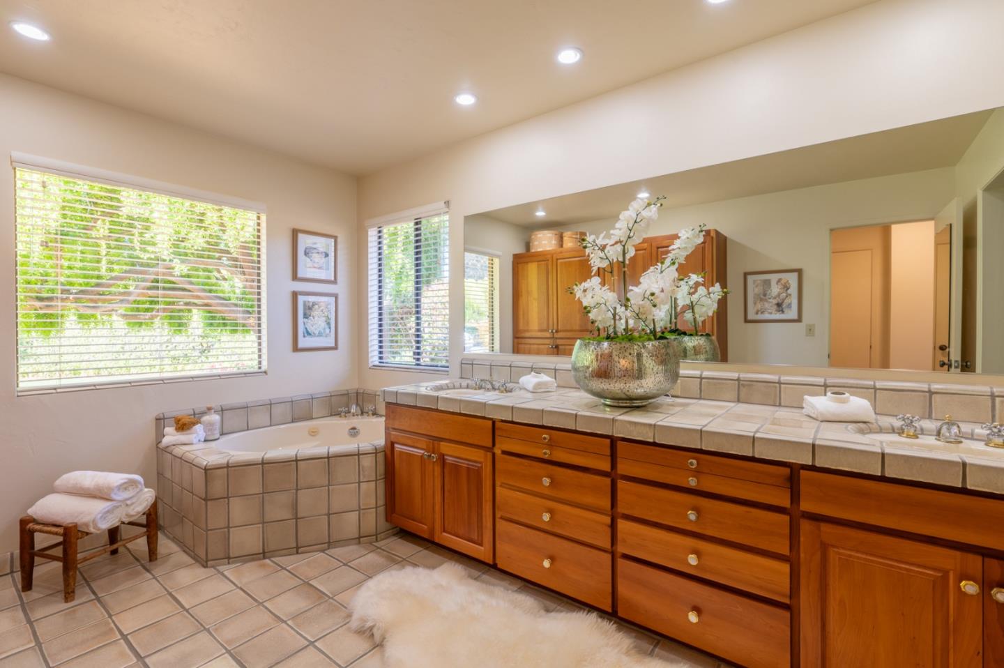 Detail Gallery Image 13 of 32 For 27193 Prado Del Sol, Carmel,  CA 93923 - 4 Beds | 5/2 Baths