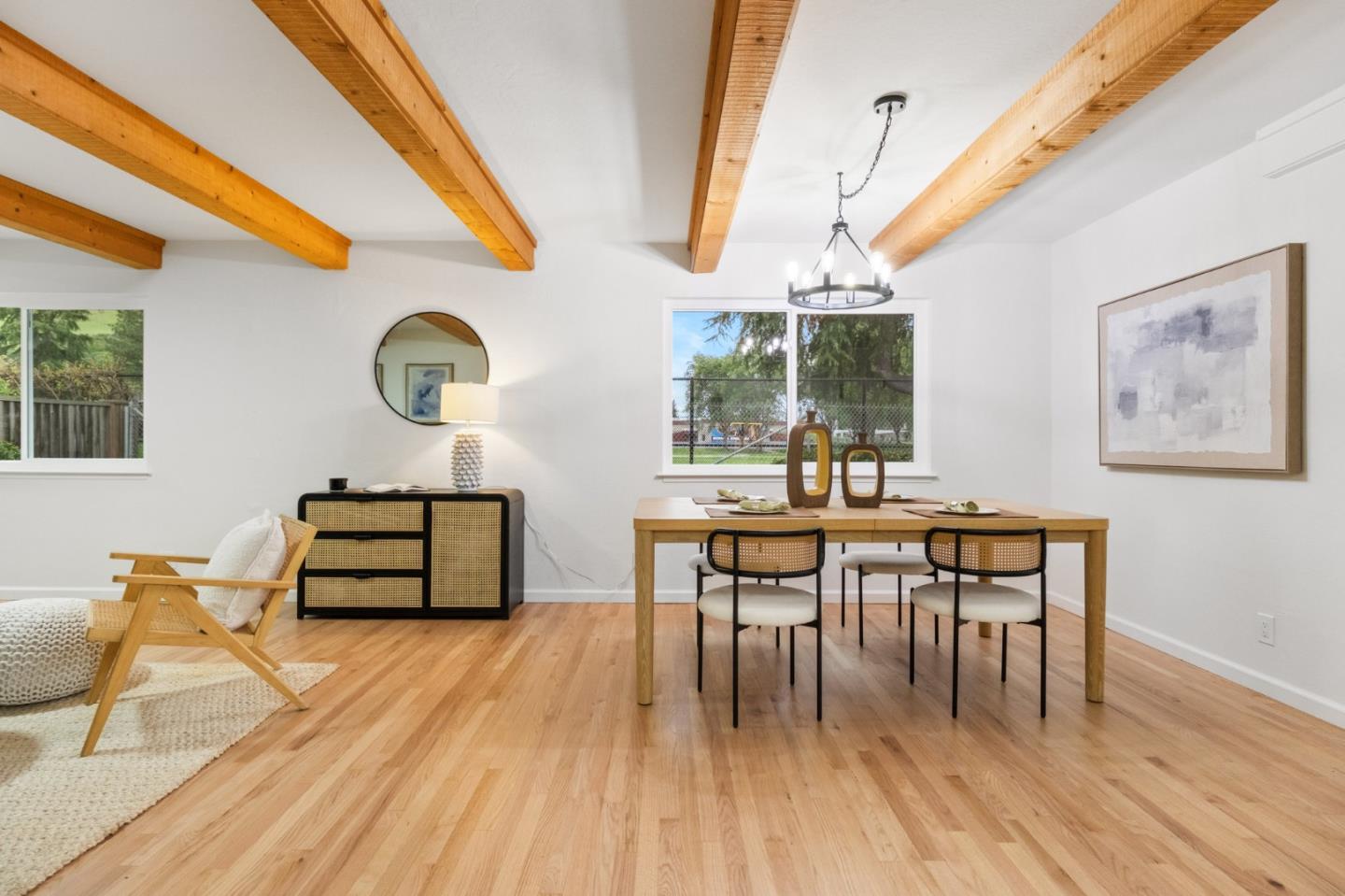 Detail Gallery Image 11 of 43 For 279 Vineyard Dr, San Jose,  CA 95119 - 4 Beds | 2/1 Baths