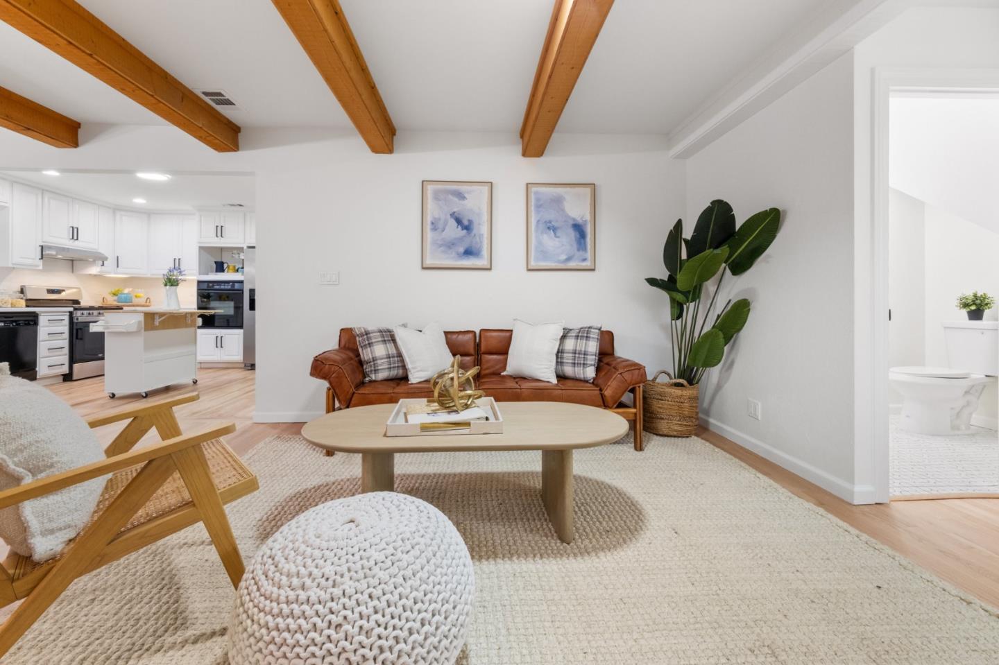Detail Gallery Image 15 of 43 For 279 Vineyard Dr, San Jose,  CA 95119 - 4 Beds | 2/1 Baths