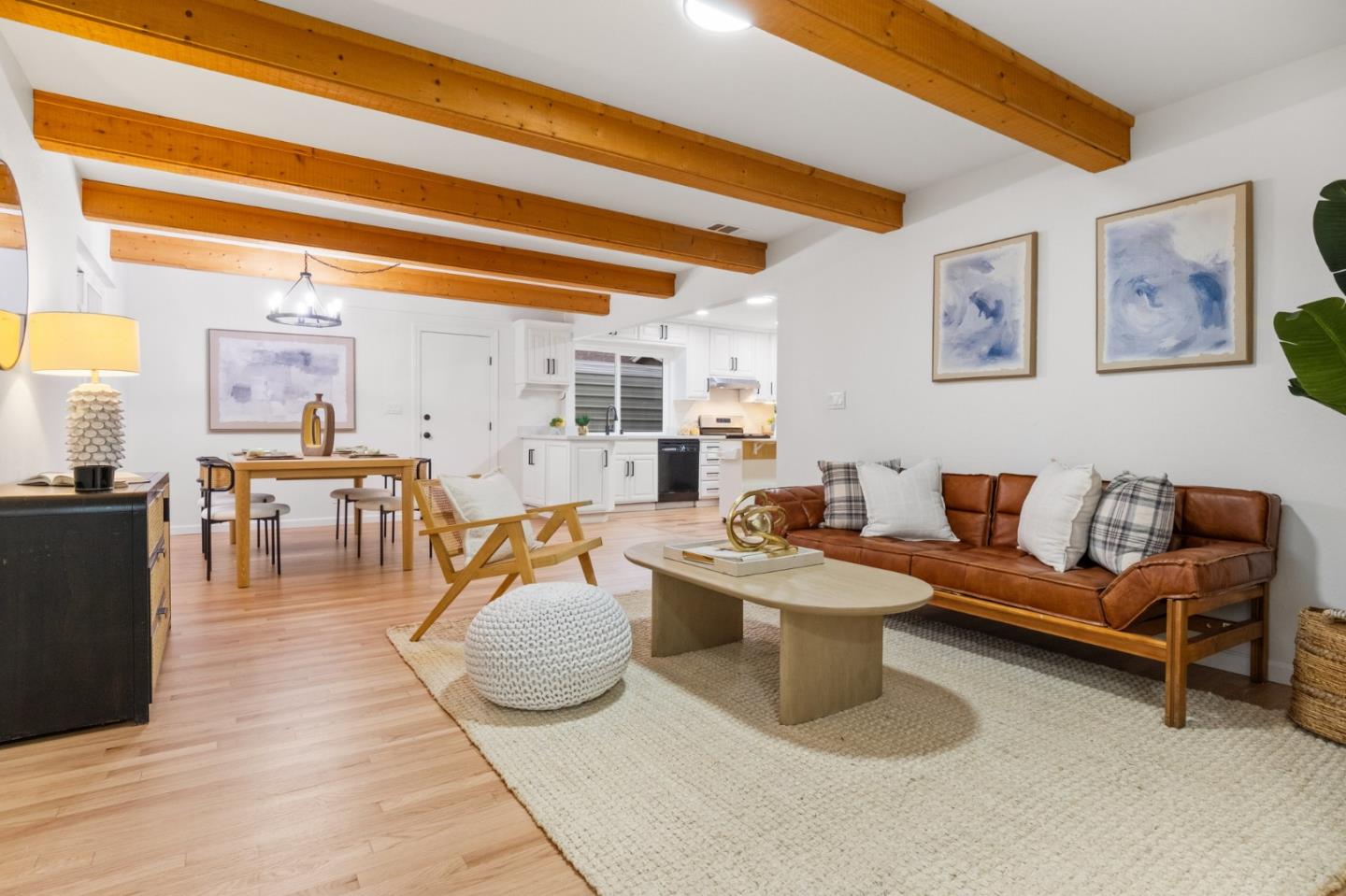 Detail Gallery Image 16 of 43 For 279 Vineyard Dr, San Jose,  CA 95119 - 4 Beds | 2/1 Baths
