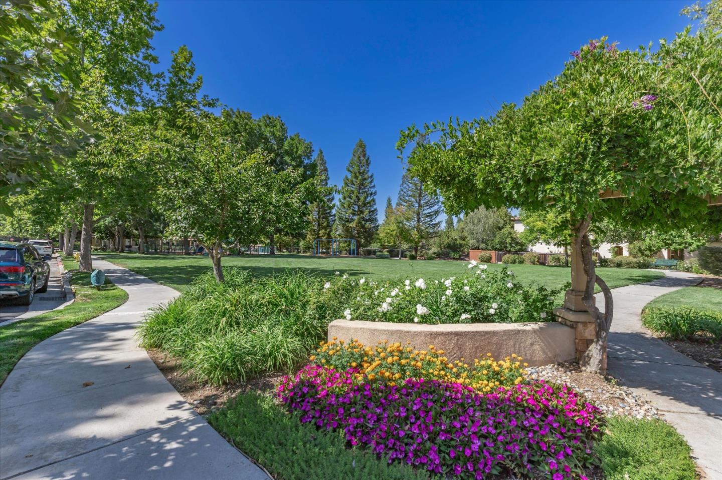 Detail Gallery Image 56 of 68 For 2460 Muirfield Way, Gilroy,  CA 95020 - 5 Beds | 4/1 Baths