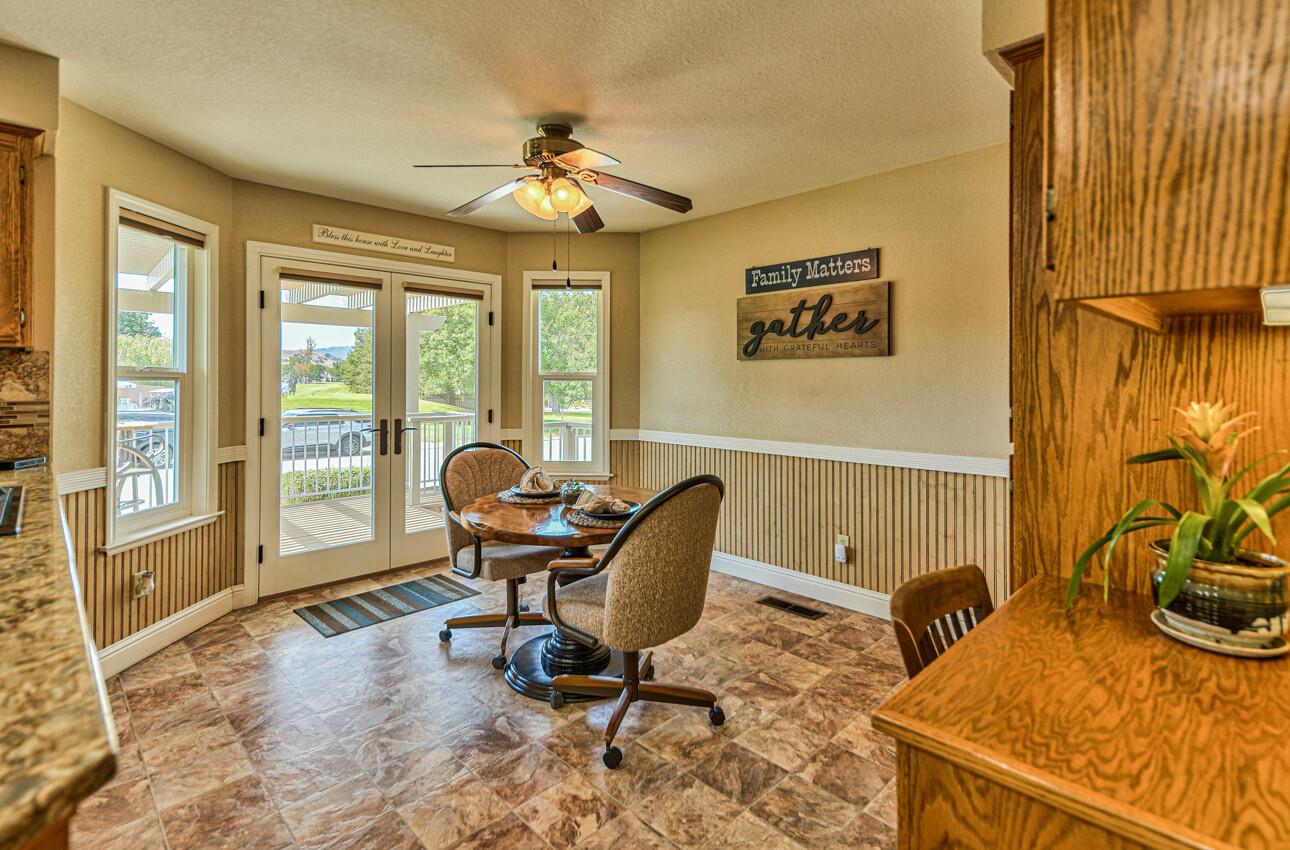 Detail Gallery Image 24 of 63 For 1365 S Ridgemark Dr, Hollister,  CA 95023 - 2 Beds | 2/1 Baths