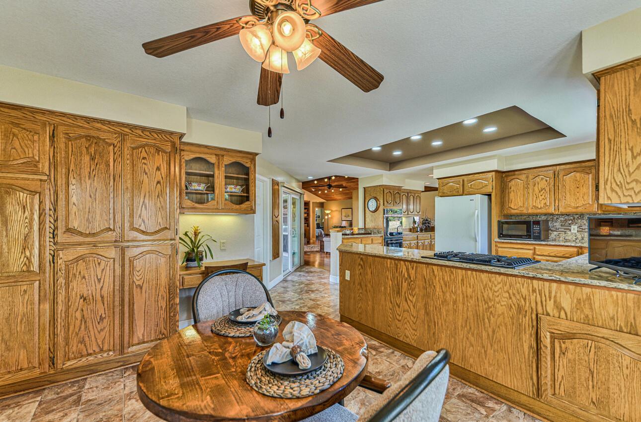 Detail Gallery Image 26 of 63 For 1365 S Ridgemark Dr, Hollister,  CA 95023 - 2 Beds | 2/1 Baths