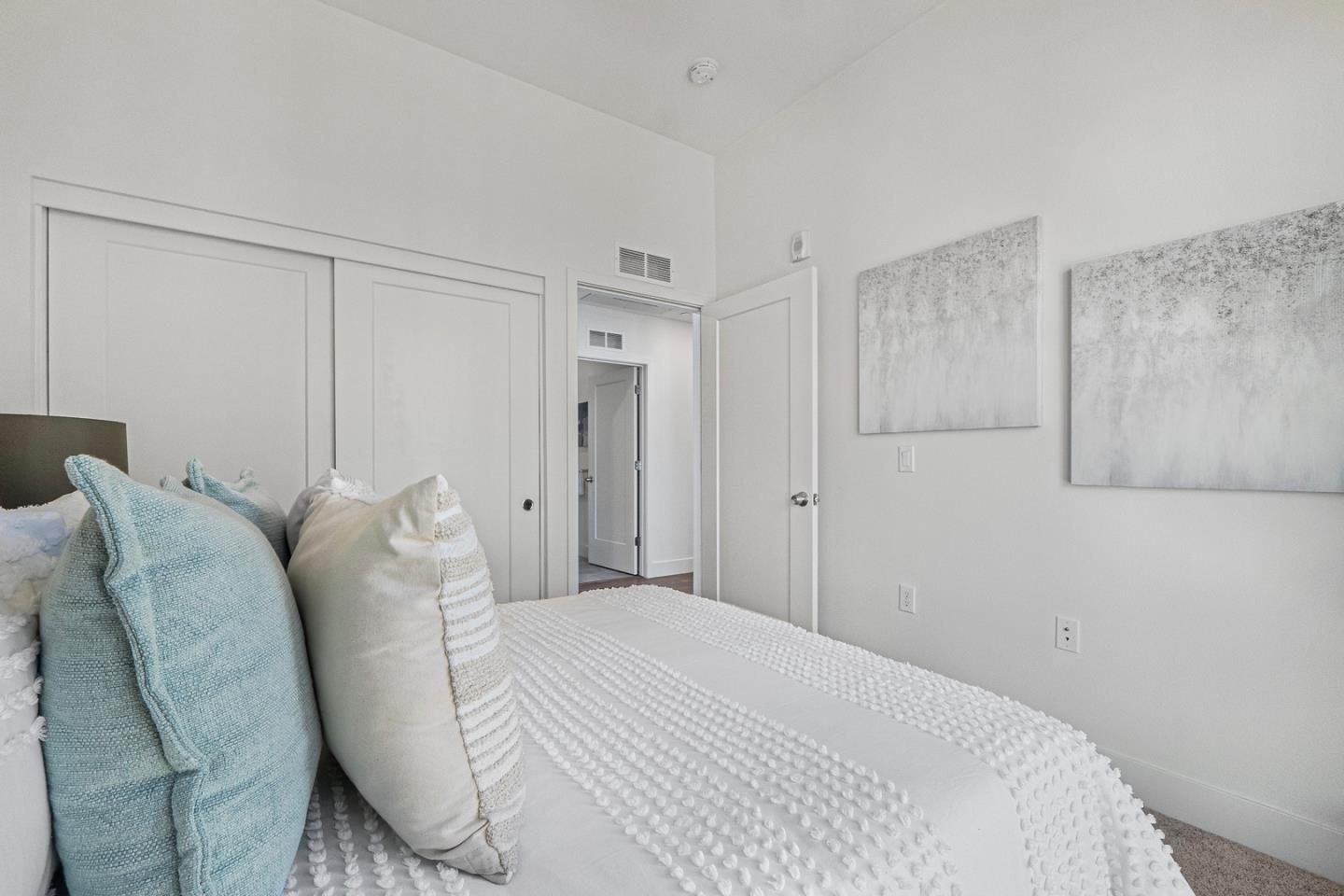 Detail Gallery Image 16 of 41 For 320 Riesling Ave #31,  Milpitas,  CA 95035 - 3 Beds | 2/1 Baths