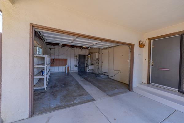 Detail Gallery Image 13 of 35 For 1395 Queens Cir, Merced,  CA 95340 - 3 Beds | 1/1 Baths